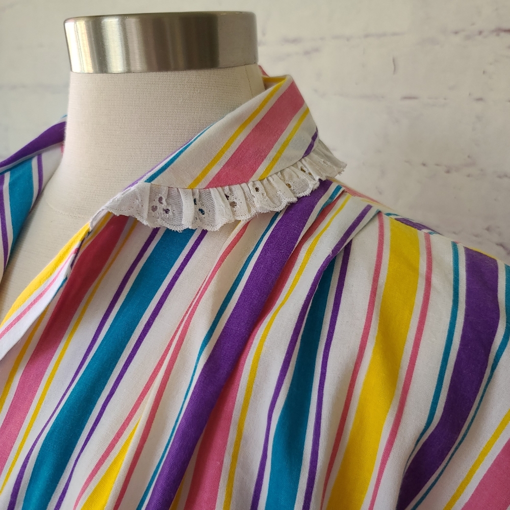 Vintage 80s J.F.I. Colorful Stripe Short Sleeve Button Front Top Lace Trim Small - Picture 7 of 11